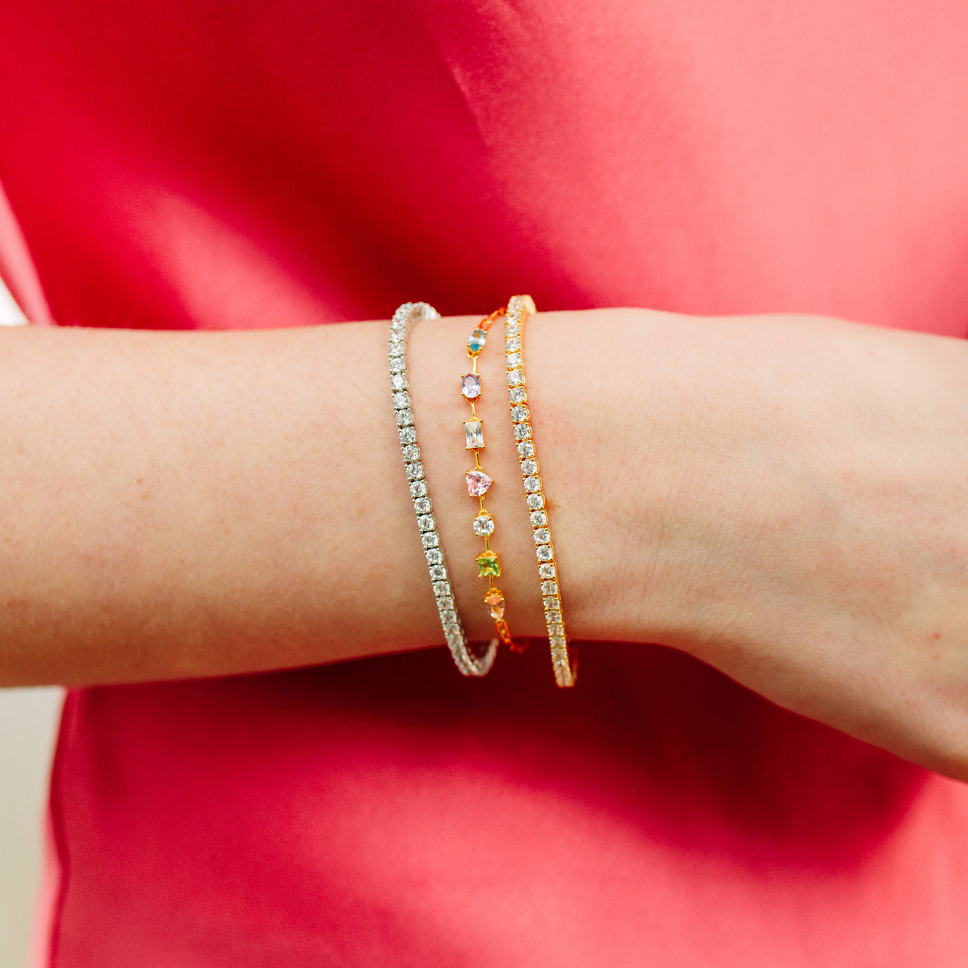 Julie Julsen Armband FORMS vergoldet mit 7 bunten Zirkonia