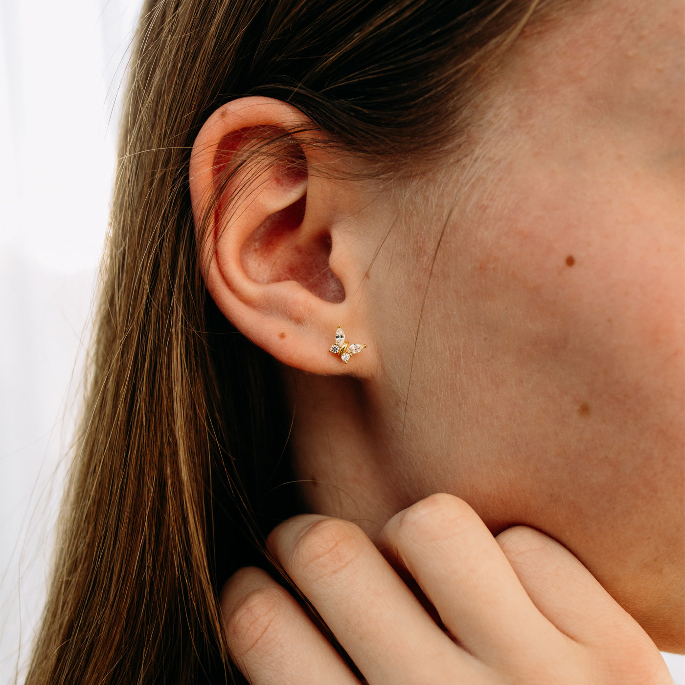 Julie Julsen KIDS Ohrstecker BUTTERFLY Silber vergoldet mit 8 weißen Zirkonia