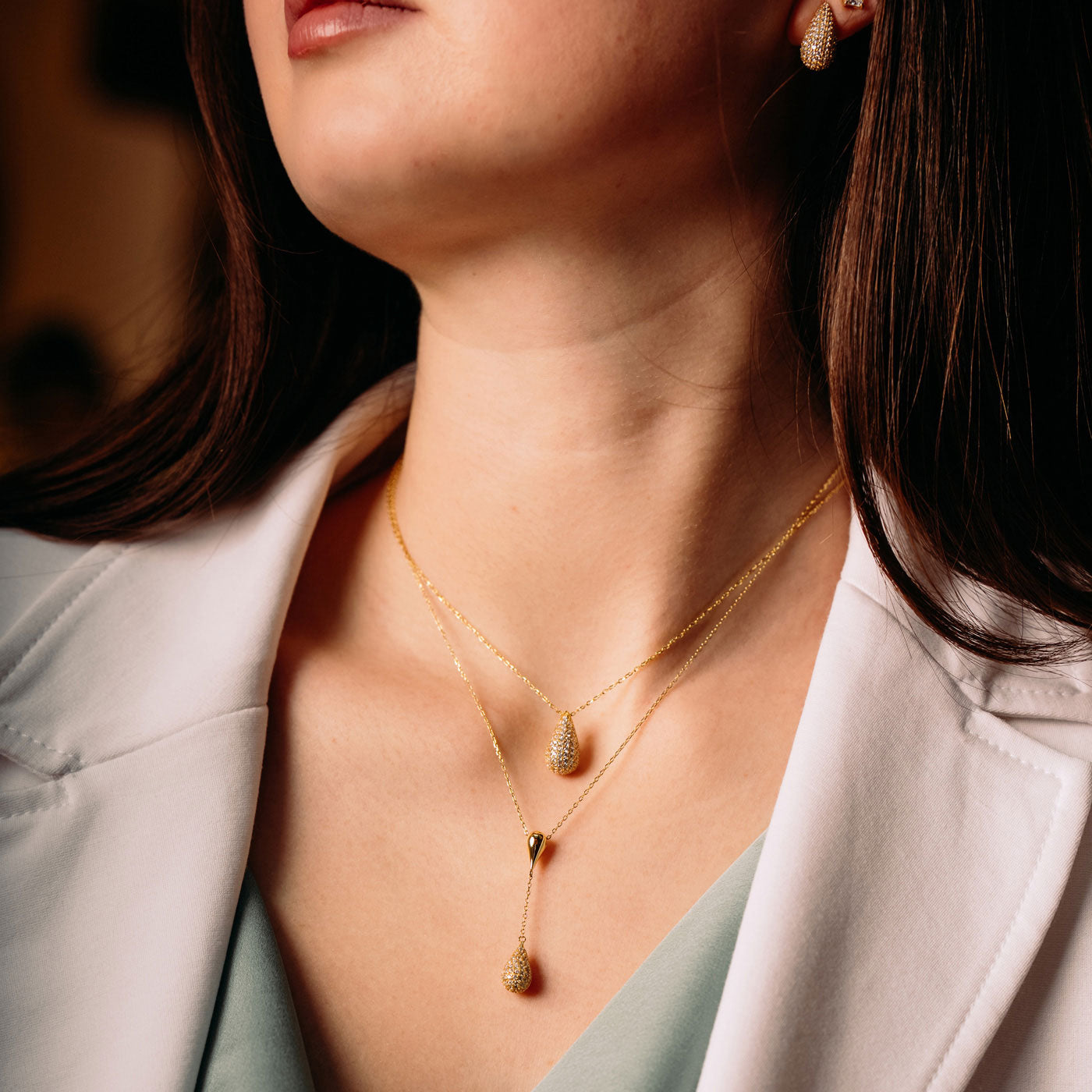 Julie Julsen Kette mit Anhänger CRYSTAL DROP Silber vergoldet mit 77 weißen Zirkonia