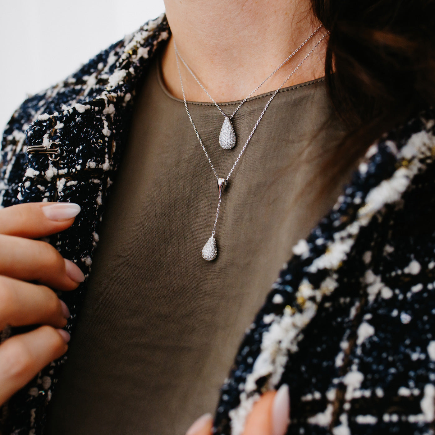 Julie Julsen Kette mit Anhänger CRYSTAL DROP silber mit 95 Zirkonia