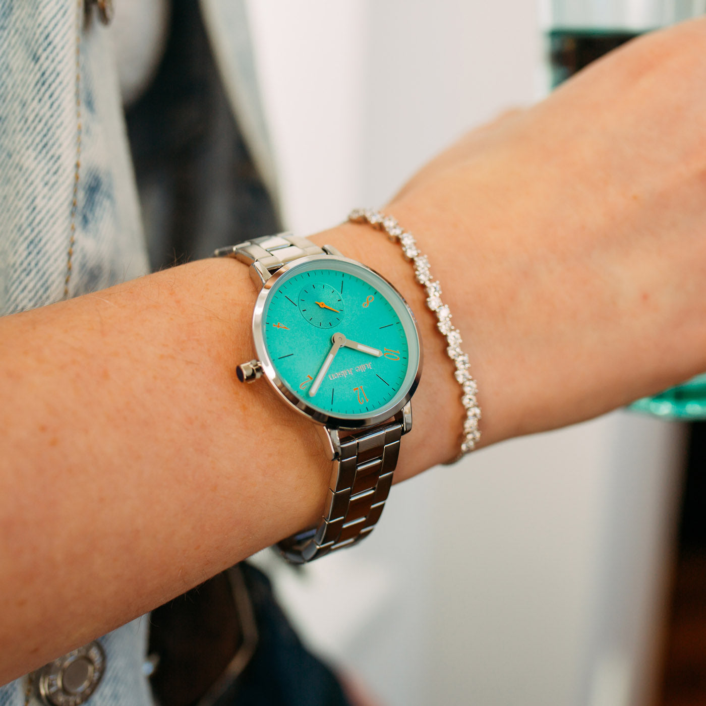 Julie Julsen Damenarmbanduhr LITTLE SECOND silber mit Edelstahlband 3 atm