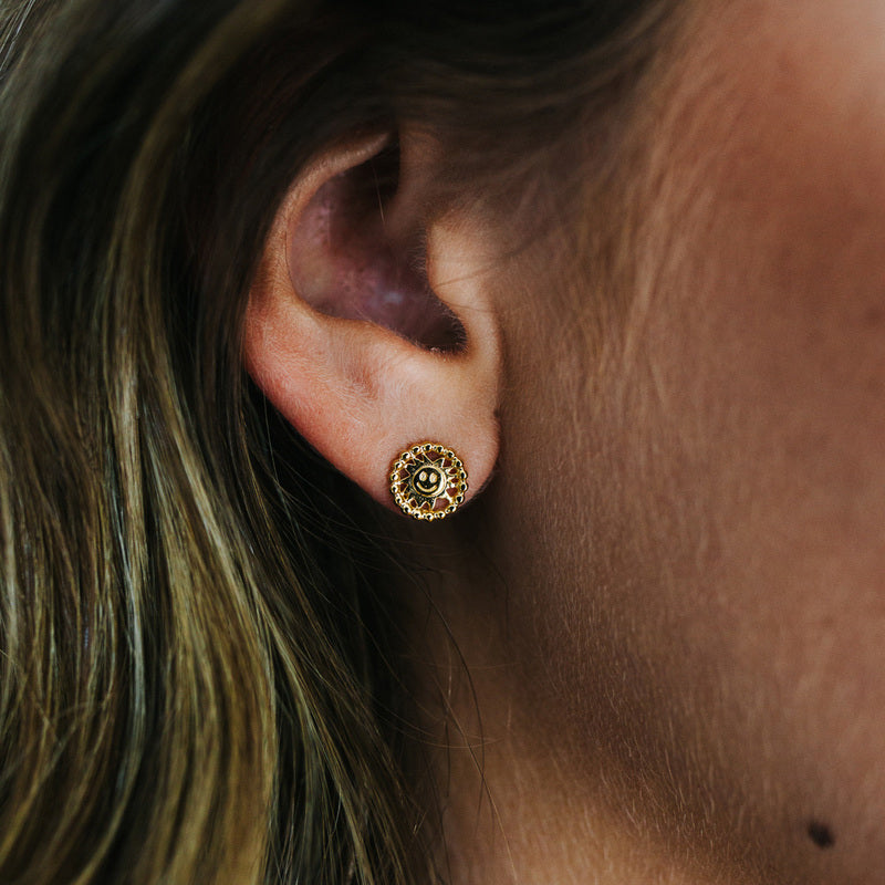 Julie Julsen Ohrstecker SMILING SUN vergoldet