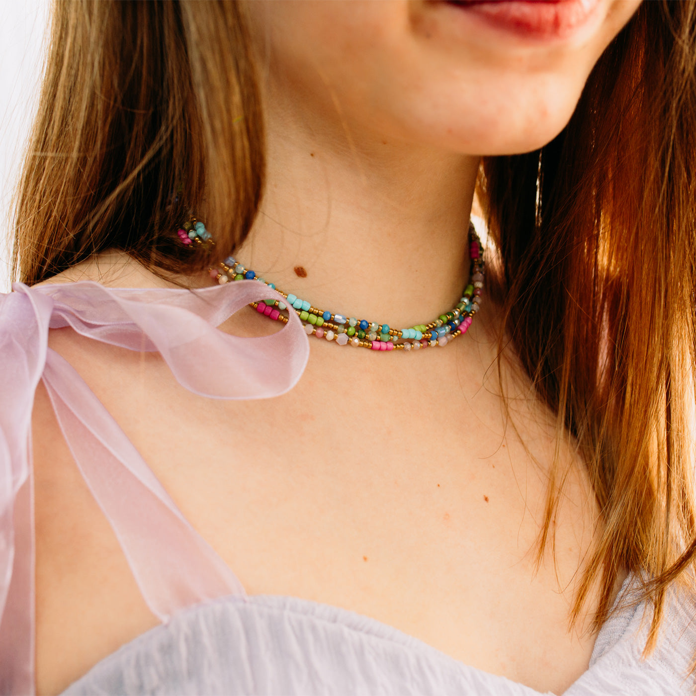 Julie Julsen KIDS Halskette Edelstahl vergoldet mit grünen Glasperlen