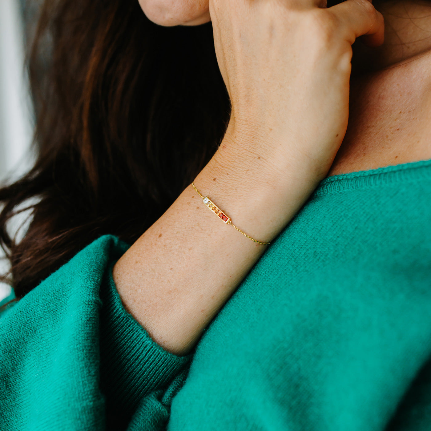 Julie Julsen Armband CRYSTAL LINE vergoldet mit 6 Natursteinen