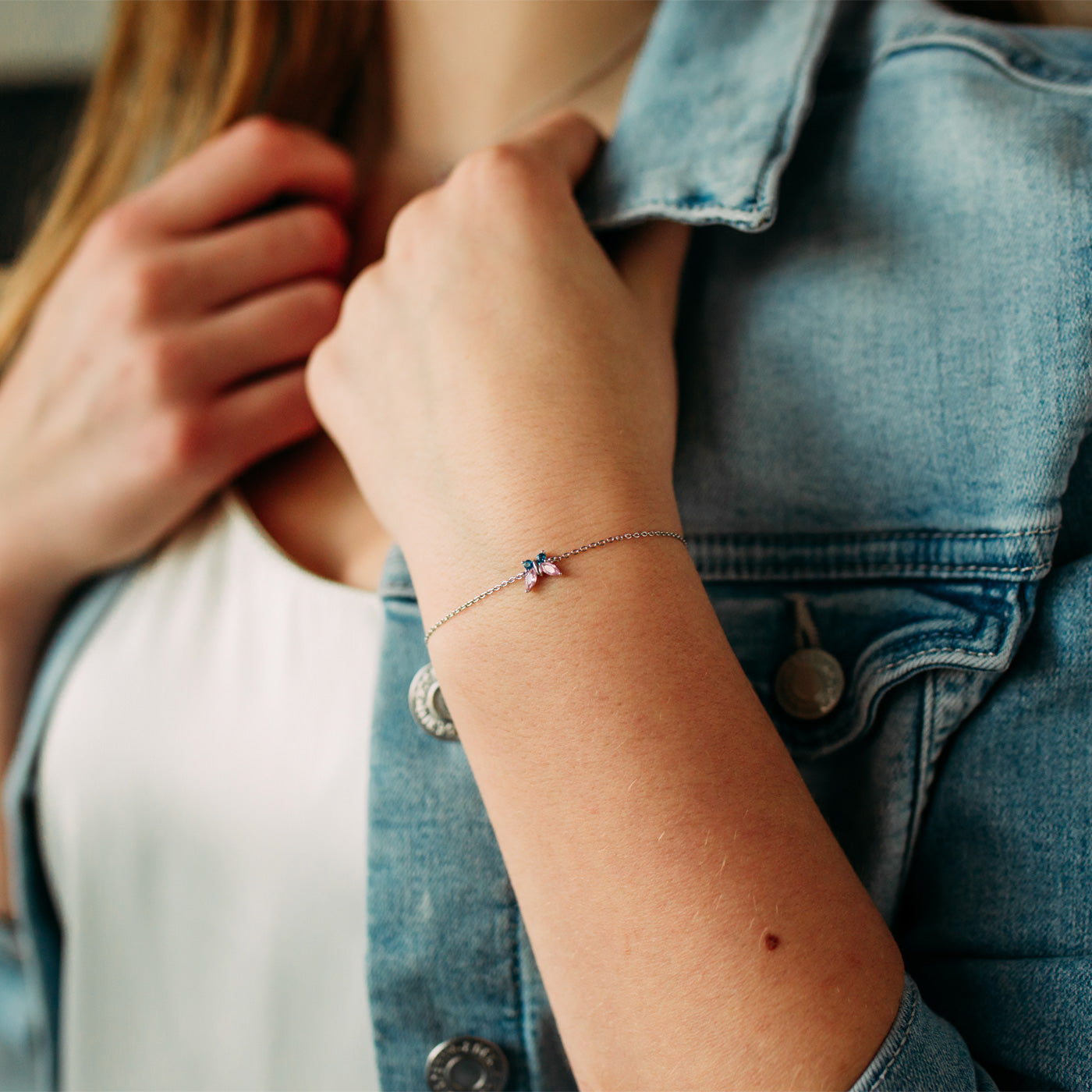 Julie Julsen KIDS Armband BUTTERFLY Silber rhodiniert mit 4 bunten Zirkonia