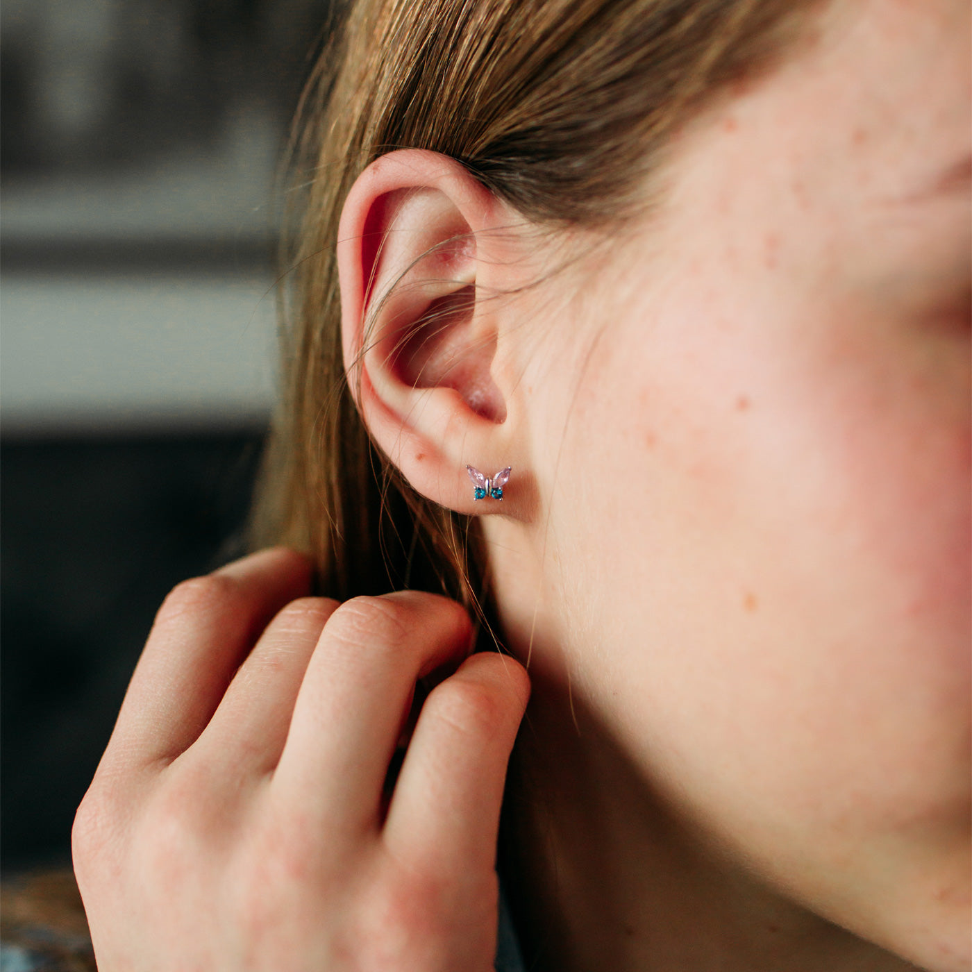 Julie Julsen KIDS Ohrstecker BUTTERFLY Silber rhodiniert mit 8 bunten Zirkonia