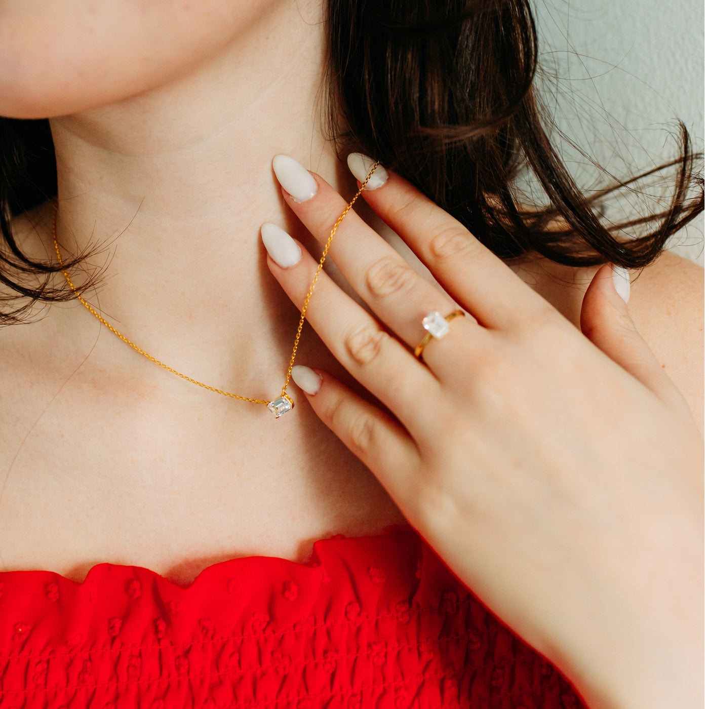 Julie Julsen Kette mit Anhänger RECTANGLE vergoldet mit 1 Zirkonia