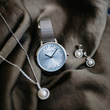 Julie Julsen Damenuhr SHINY II silber / hellblau mit Meshband und 72 Zirkonia 3 atm