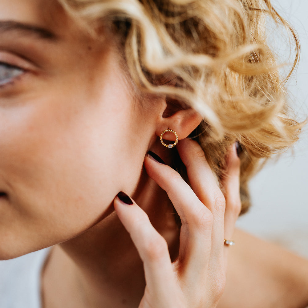 Julie Julsen, Ohrstecker vergoldet mit 2 Zirkonia